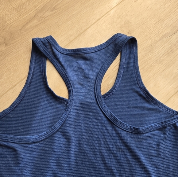 Indigo Stripe Women's Small Racerback Workout Tank Athletic Works EUC - Picture 7 of 7